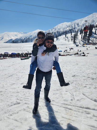 Snow Kashmir Holidays