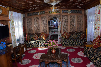 Silk Route - Holidays Tour & Travel Agency in Bishambar Nagar, Srinagar